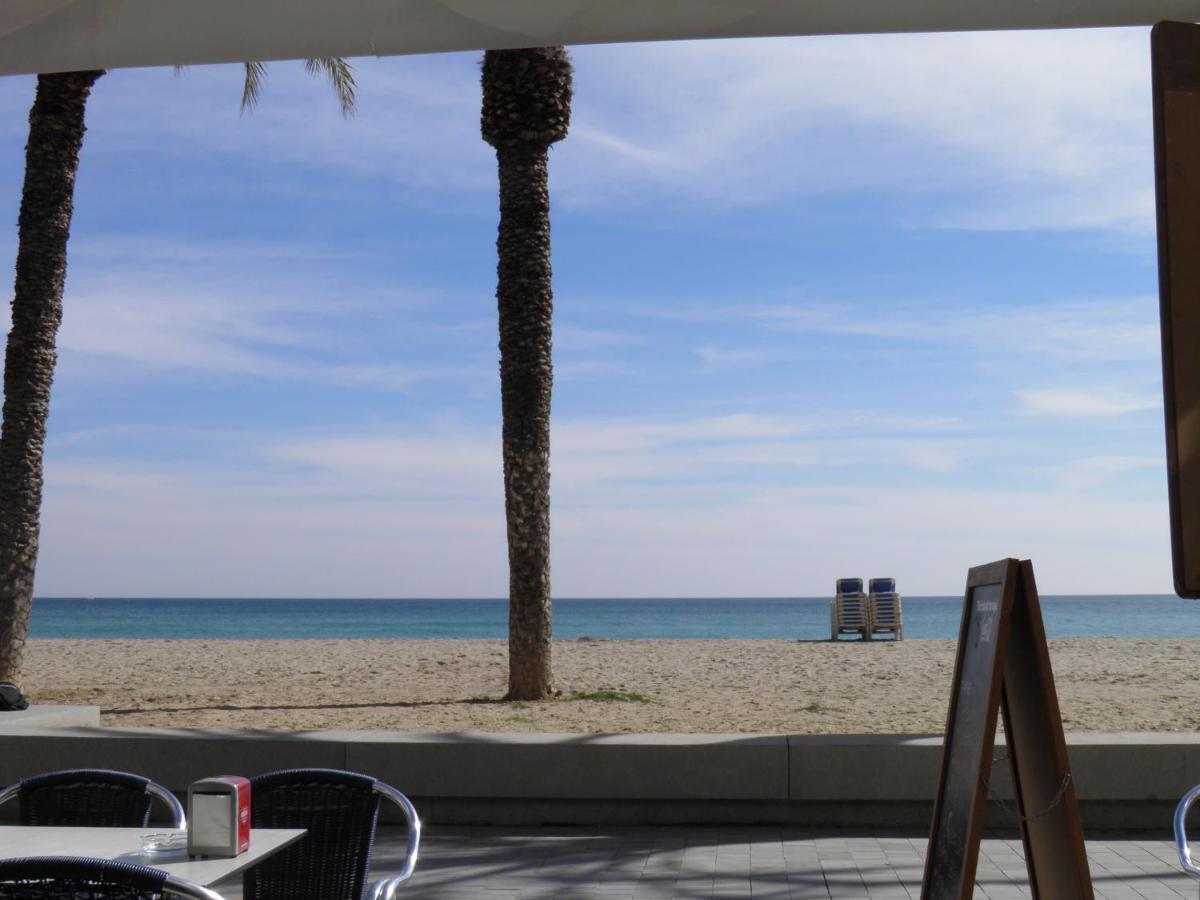 Suitur Atico Playa Dorada Calafell Buitenkant foto